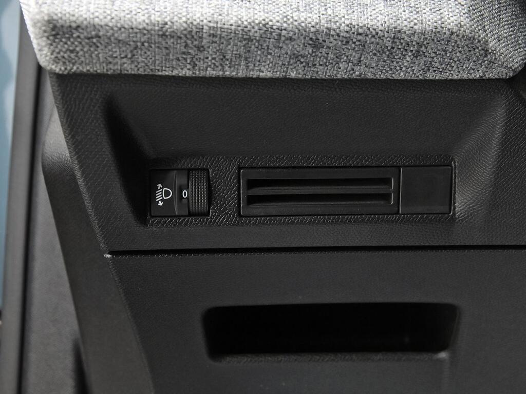 Peugeot 5008 1.2 107KW Allure eDCS6 15