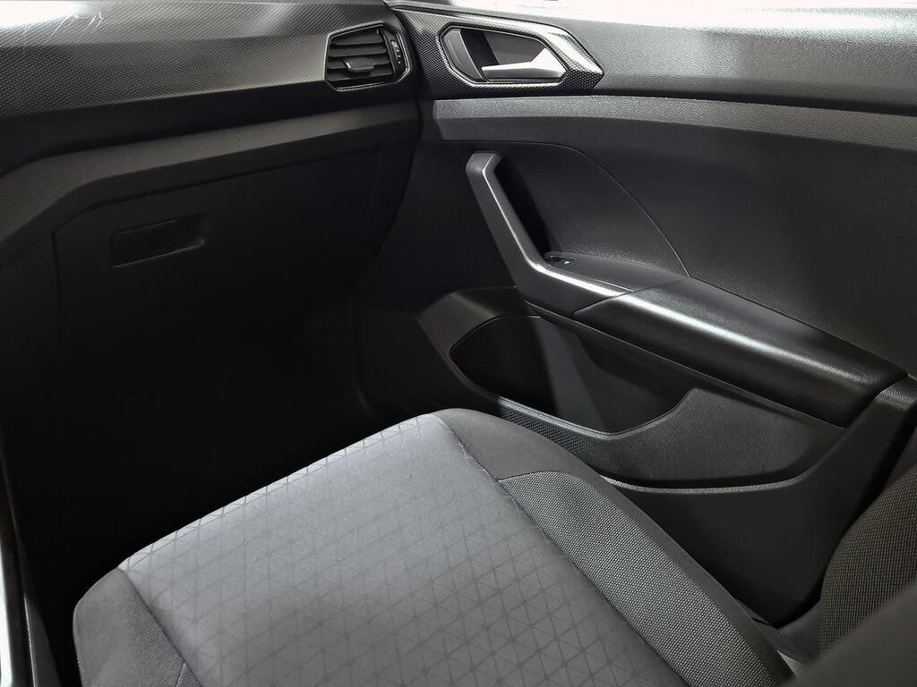 Volkswagen T-Cross Advance 1.0 TSI 81kW (110CV) 29