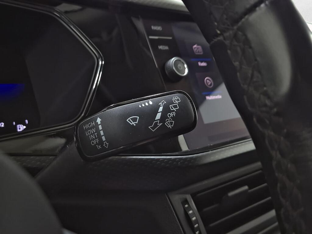 Volkswagen T-Cross Advance 1.0 TSI 81kW (110CV) 16