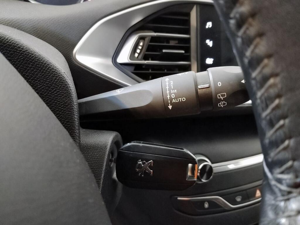 Peugeot 308 SW Style BlueHDi 130 S&S 15