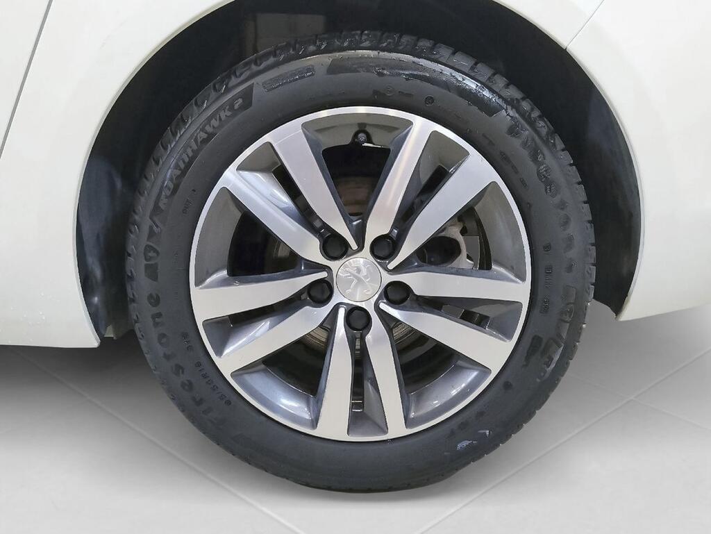 Peugeot 308 SW Style BlueHDi 130 S&S 10