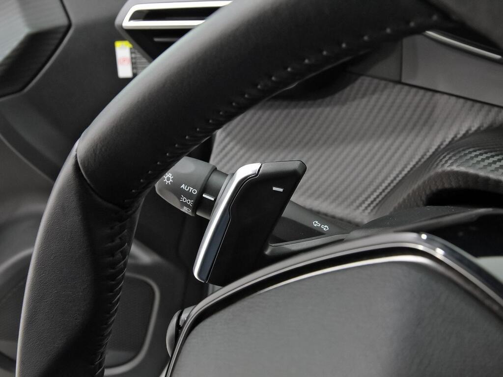 Peugeot 2008 N2008 Allure Hybrid 145 eDCS6 16