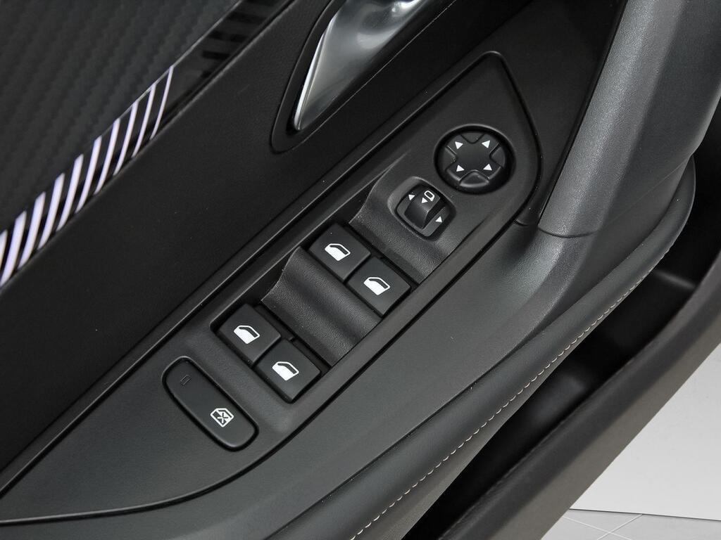 Peugeot 2008 N2008 Allure Hybrid 145 eDCS6 13