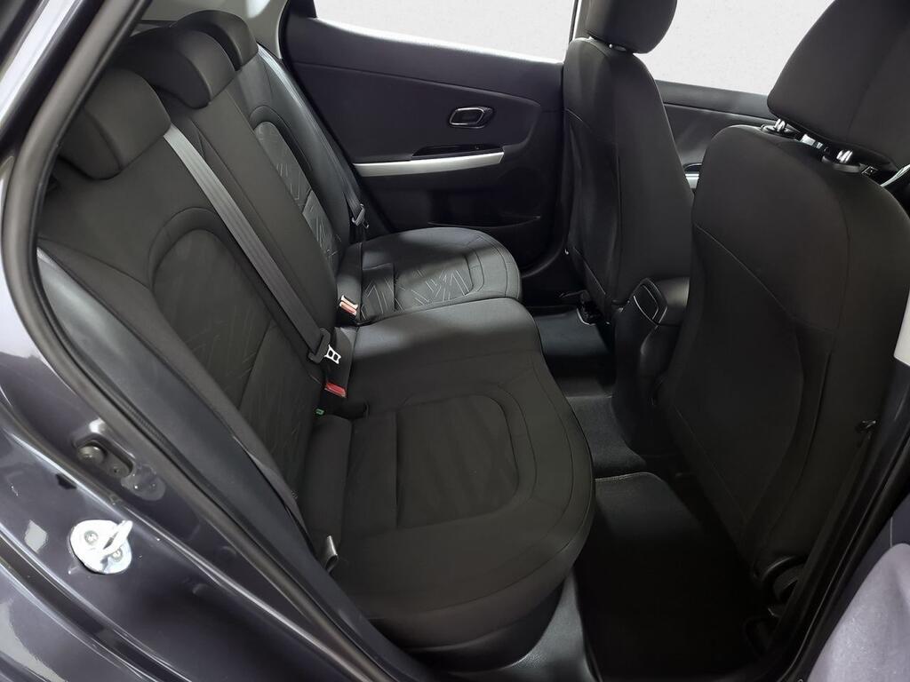 Kia Ceed 1.4 CVVT 74kW (100CV) Concept Plus 8