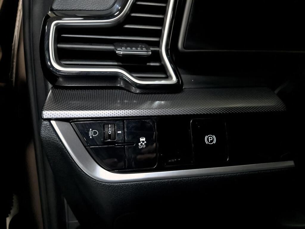 Kia Sportage 1.6 T-GDi MHEV 180CV Tech 4x4 DCT 12