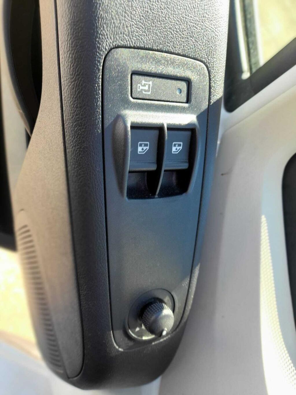 Opel Movano FG 2.2 BLUEHDI 120 L2H2 3.3T FWD BASE 4P 23