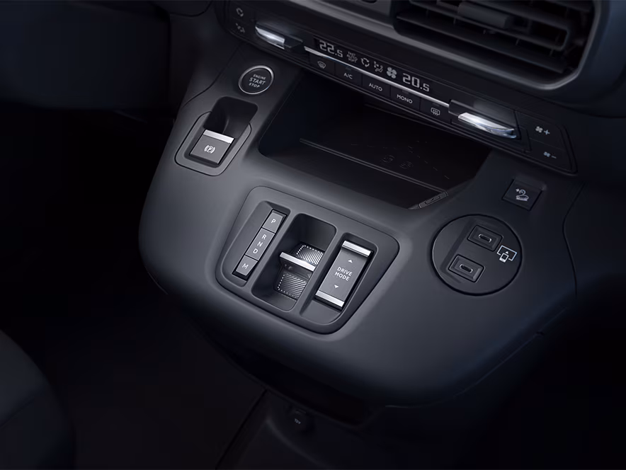 Opel Combo Cargo interior