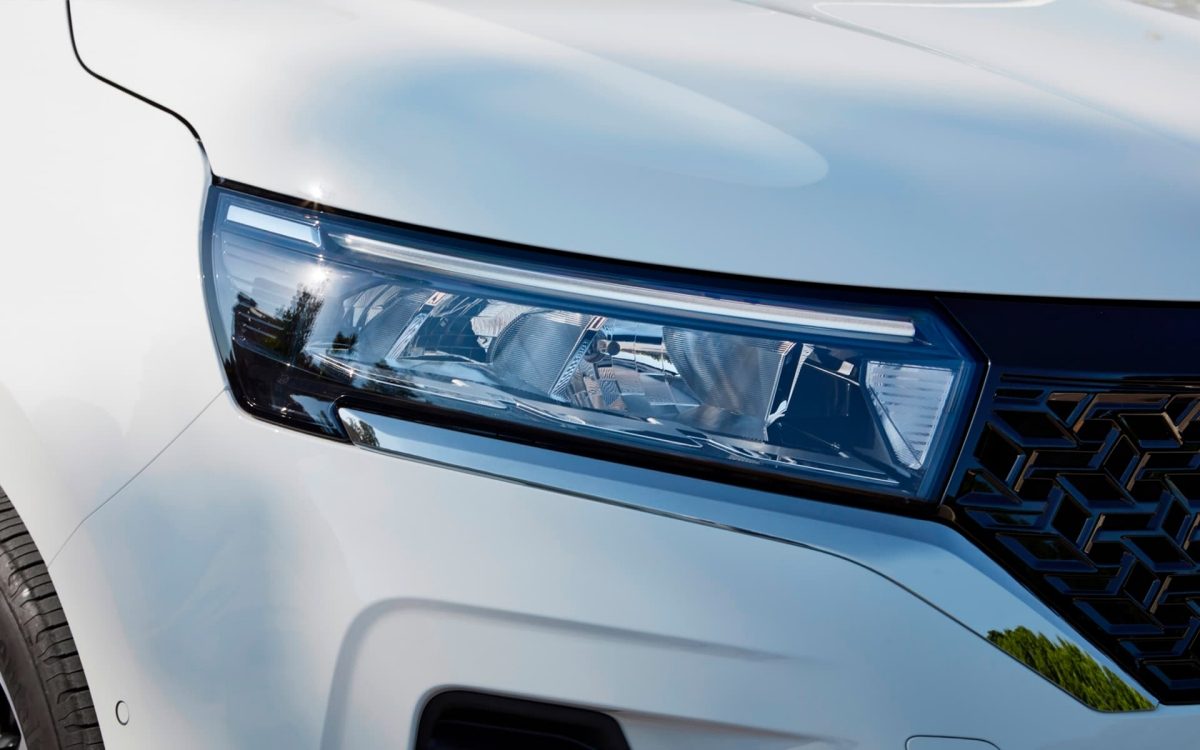 Nissan Townstar exterior