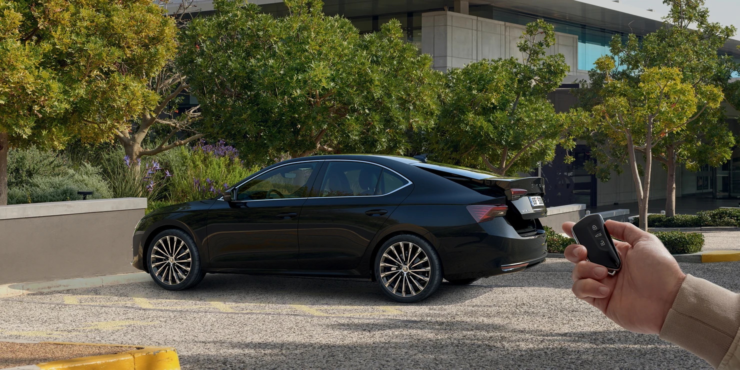 Skoda Octavia exterior