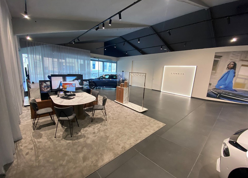 LANCIA YOMOVO MAVISA - SABADELL