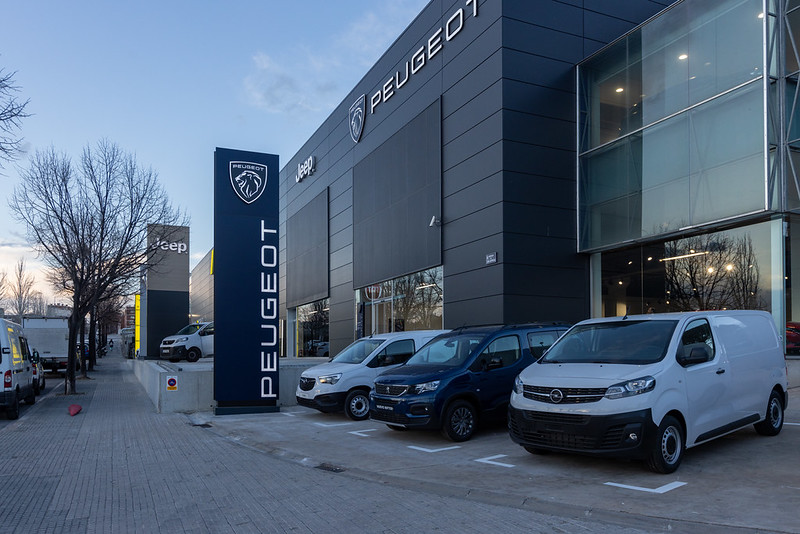 PEUGEOT YOMOVO MAVISA - TERRASSA